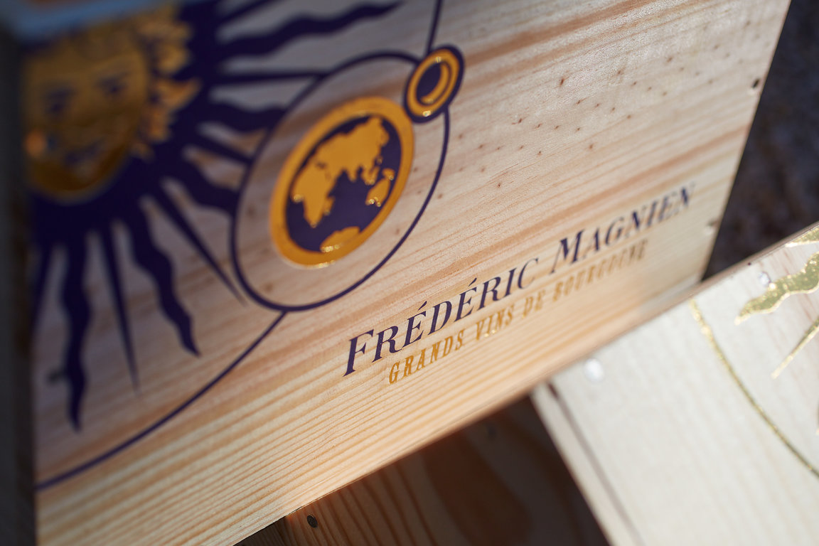 Caisse en bois de la Maison Frédéric Magnien