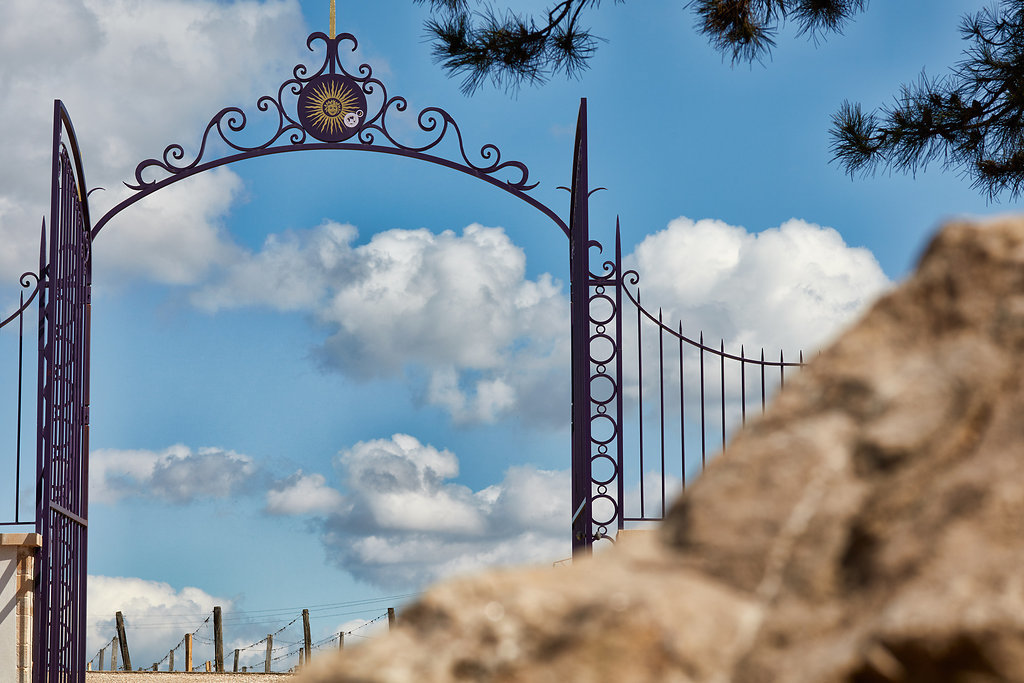 Entrée du Domaine Michel Magnien